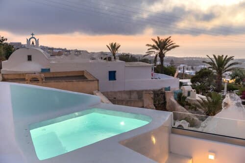 Sunborn Oia Suites