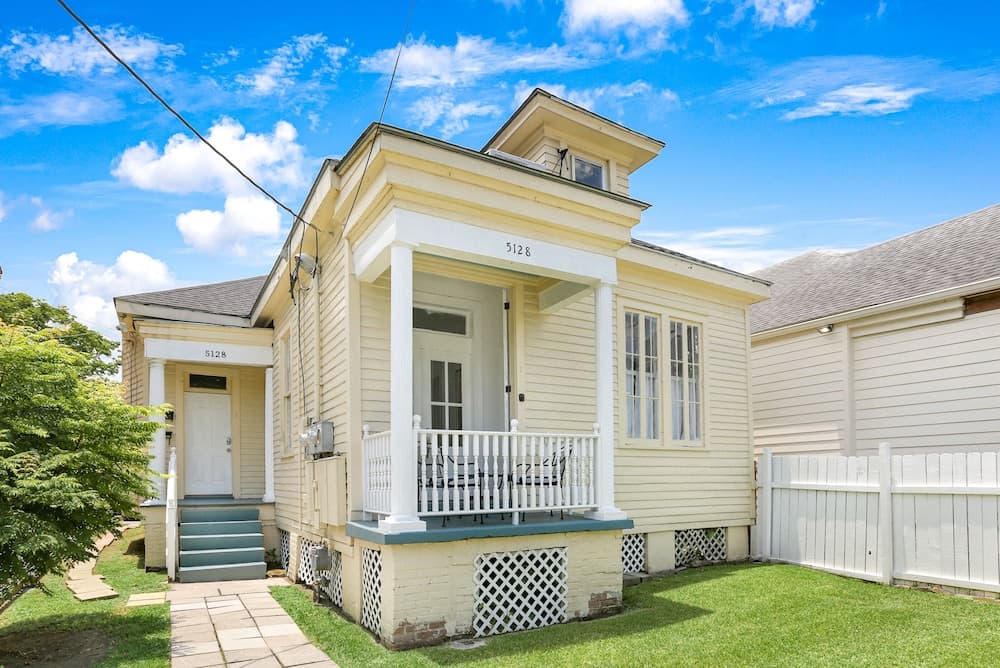 Uptown Spacious 4BD w Historic Charm
