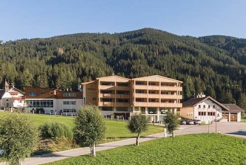 Alpine Nature Hotel Stoll