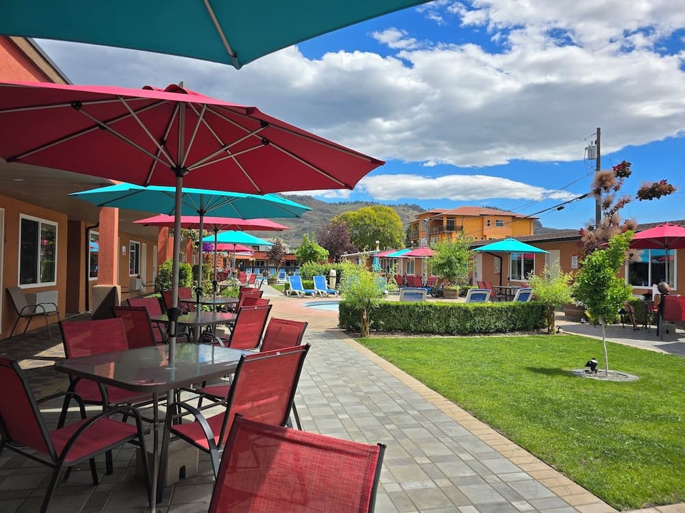 Sahara Courtyard Inn