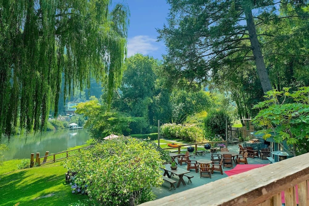 Inn on the Russian River