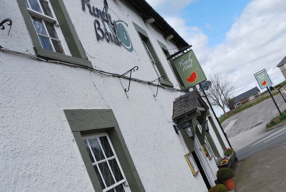 The Punchbowl Hotel