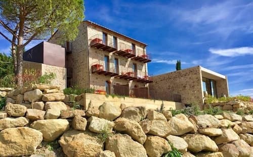 Valdonica Winery & Vineyard Residence