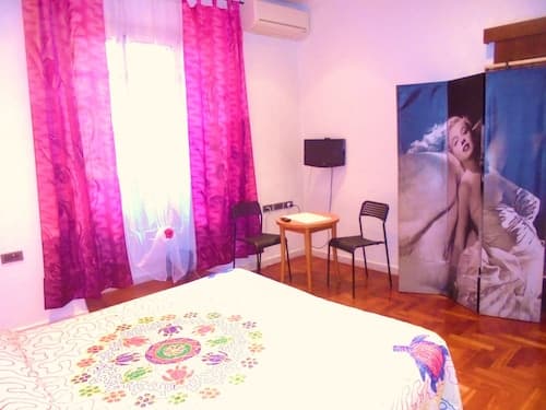 Max House Bed & Breakfast