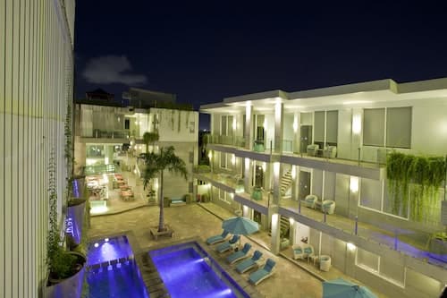 AQ-VA Hotel & Villas Seminyak