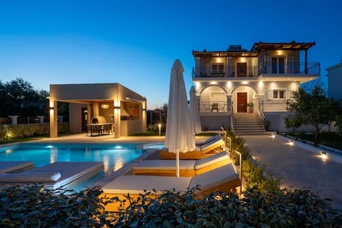 Paris Family Villa - Paris Family Villa