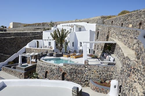 El Verano Suites