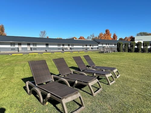 Glengarry Extended Stays