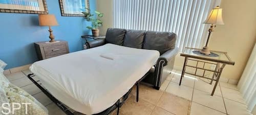 Great Pool - Beach Access - Small Family Perfect