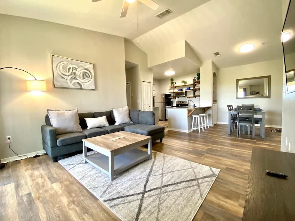 Resort Style Community Near Disney!!!