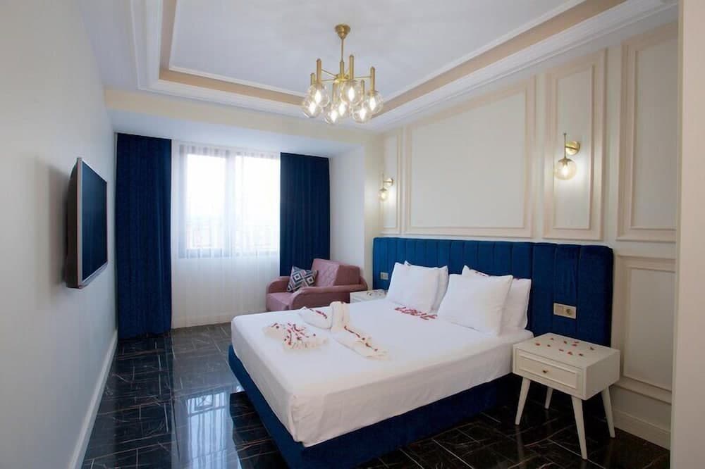 Princely Suites