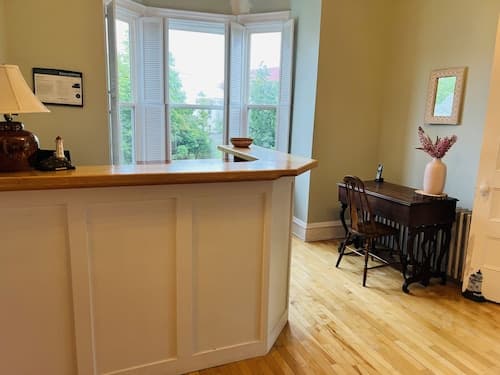 McLean House Bed & Breakfast