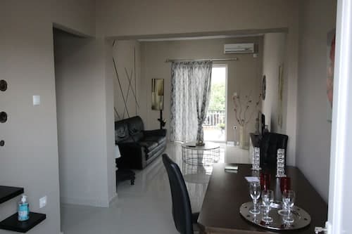Christa's Home near ATH Airport
