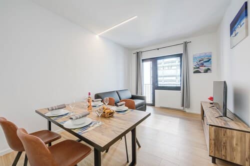 Boutique Apartment 8