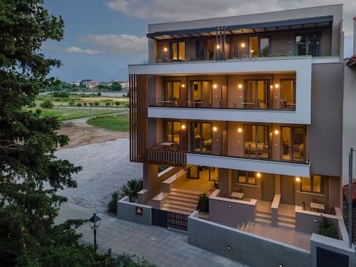 Funtuki Seaside Apartments