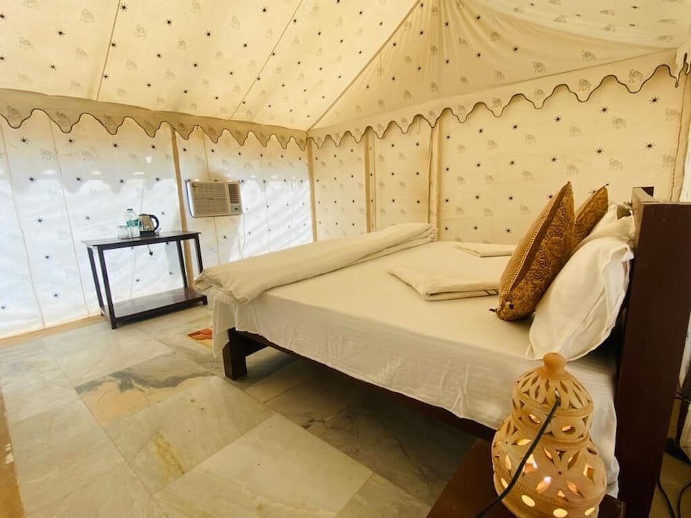Barna Desert Camp
