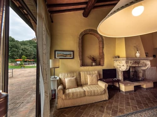Apartment in Chianti With Pool ID 450