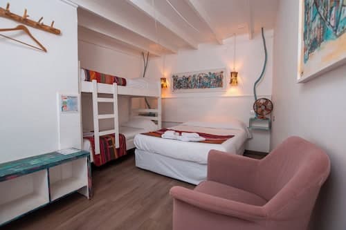 Hostal Copart
