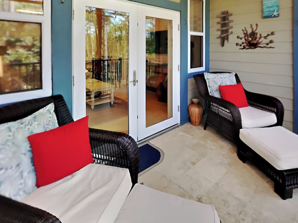Seagrove Highlands by SVR