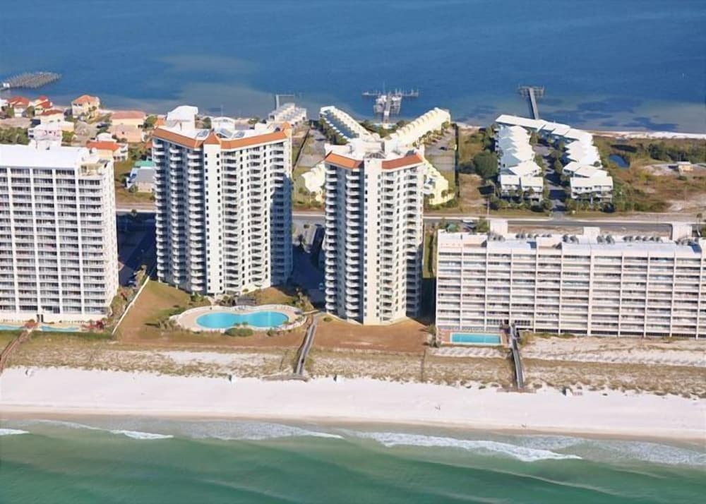 Beach Colony Resort West by SVR