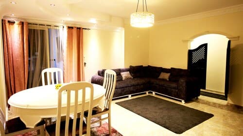 Lovely and Nice 4-bed Apartment in Near Ring Road