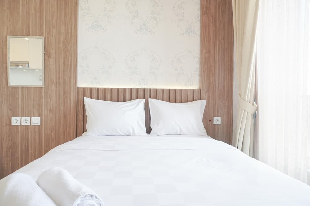 Warm And Cozy Stay Studio Apartment At Sky House Bsd