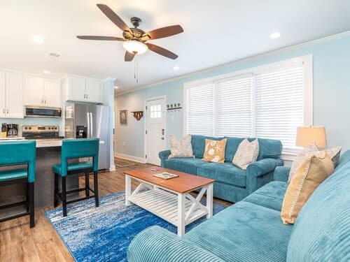 Walkin On Sunshine by Tybee Vacation Rentals