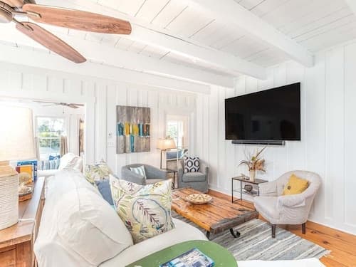 Wrens Nest by Tybee Vacation Rentals