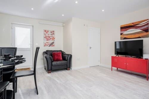Bedford Hospitalsouth Wing4 Guests3 Bedswifi