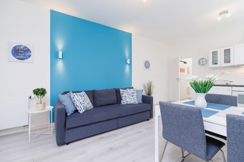 Stylish Apartment Rakowicka by Renters