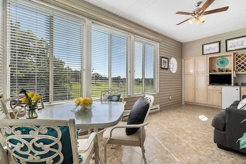 Legacy Walk-in - Golf Views Great Location