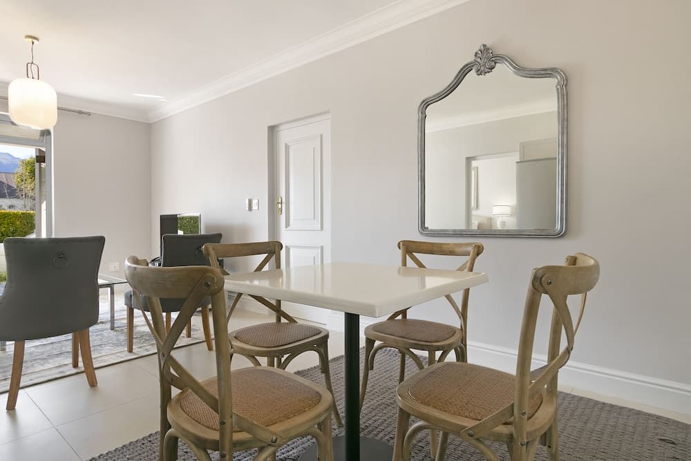 Winelands Golf Lodges 33
