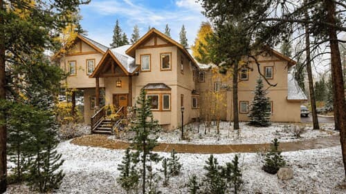 River Rock by Avantstay Sleeps 20 w/ Hot Tub + Game Room & Theater 10 Min Walk to Mtn
