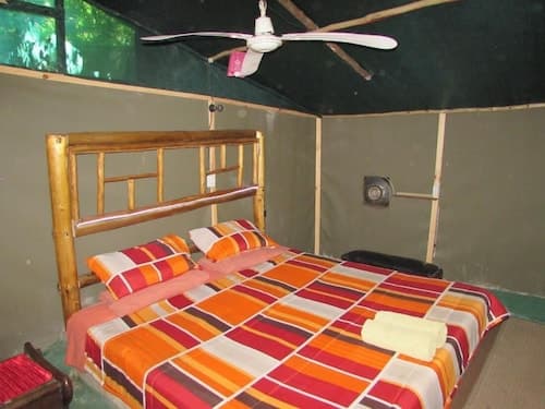 Two Bedroomed Bush-tent on the Klaserie River, With Free Lion Hyena Sounds