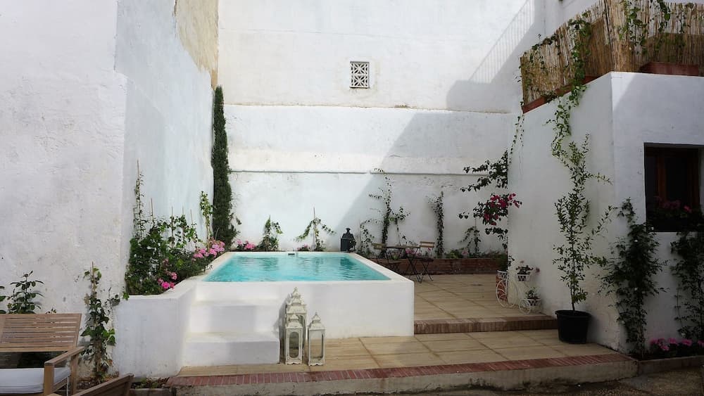 Los Patios del Agua