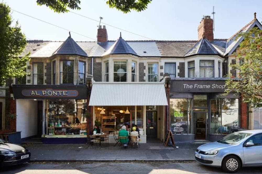 15 Pontcanna
