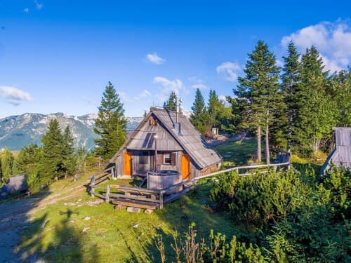 Stunning Views - Chalet Encijan - Velika Planina