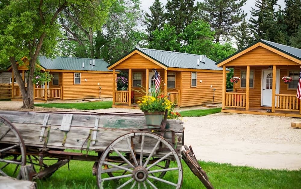 Rustic Ridge Cabins, Charming Retreat (3 Options!)