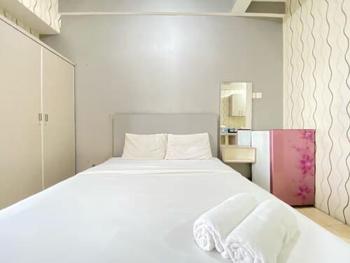 Bright Studio Room Apartment Tamansari Panoramic