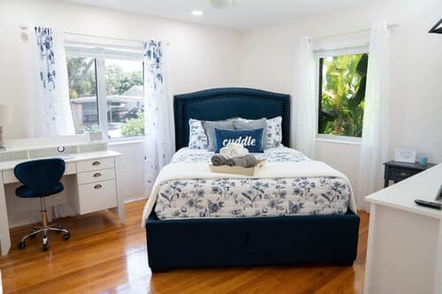 Cozy House With Patio, Fireplace, Parking - Hollywood, Florida