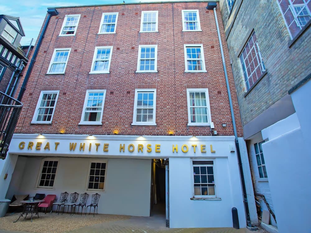 Great White Horse Hotel