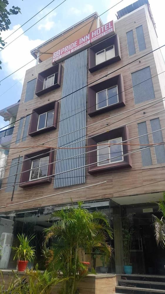 HOTEL PRIDE INN