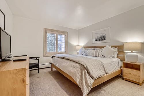 Westwind 307 2BD 2BA Platinum Condo in Lionshead Village