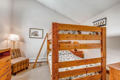Westwind 405 4BD 3BA Gold Condo in Lionshead Village