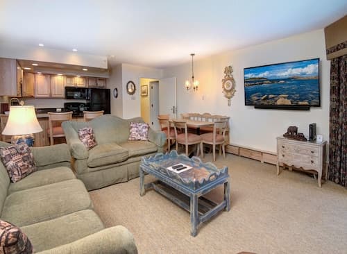 Westwind 306 2BD 2BA Gold Condo in Lionshead Village
