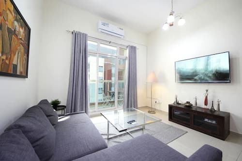 1 Bedroom Apartment in La Vista 3