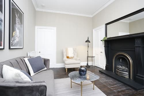 JOIVY Modern 1-Br Apt W/ Communal Terrace In Trendy Stockbridge