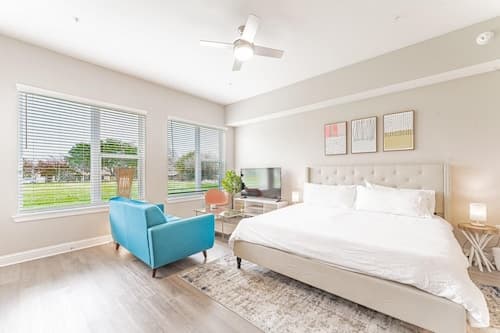 Quaint King Bed 1BR 5 Min to DT