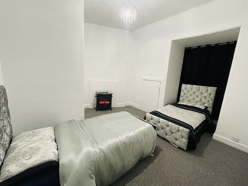 Luxury 3 Bedrooms Entire Flat - Self Check in & Check out