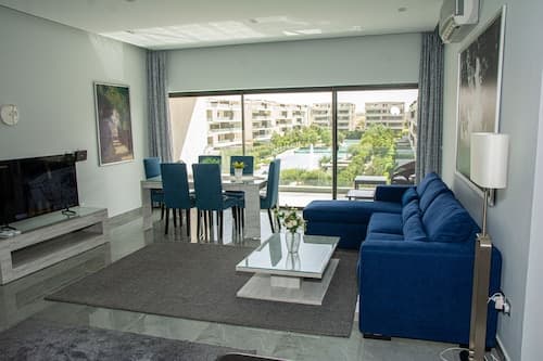 Lake View 284